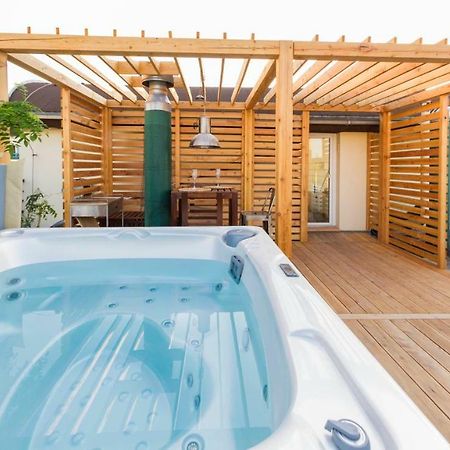 Romantic studio with jacuzzi Praga Zewnętrze zdjęcie